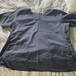 Used gray Vera Bradley scrub top